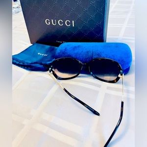 Gucci Sunglasses (Authentic) Style No. GG0076S